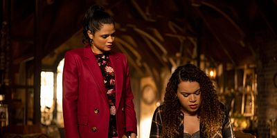 poster de la série Witchful Thinking