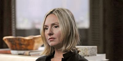 poster de la série Mia - Troisième semaine