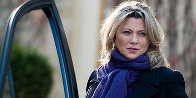 poster de la série Loin des yeux, loin du coeur