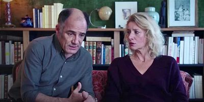 poster de la série Esther – vendredi 18 décembre 2015, 15 h