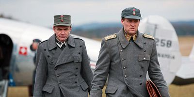 poster de la série L'entrée en guerre