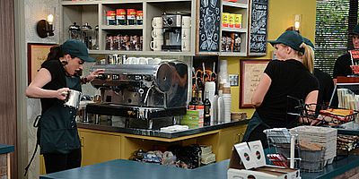 poster de la série Et la machine à cappuccino