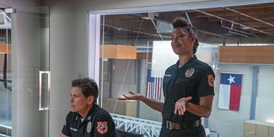 poster de la série Rivaux mais pas trop