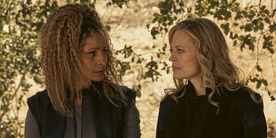 poster de la série Vers l'infini