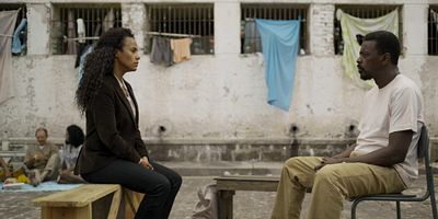 poster de la série Aie confiance