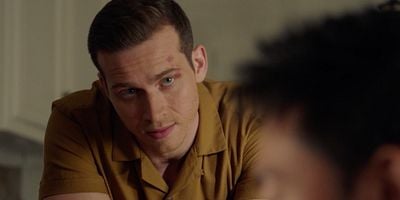 poster de la série Ceux qui reviennent et ceux qui partent