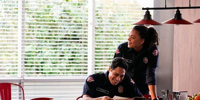 poster de la série Les mains liées