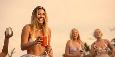 poster de la série Vers l'obscurité