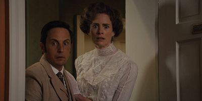 poster de la série Lune de miel dans le Hampshire	 