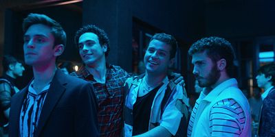 poster de la série Selfies