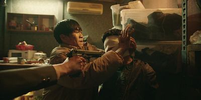 poster de la série Flingues, fric et bobards