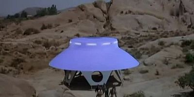 poster de la série La soucoupe volante