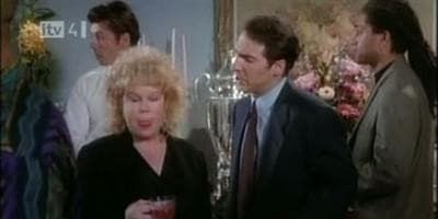 poster de la série La belle et la bête