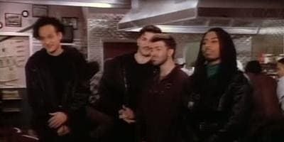 poster de la série La pluie tombe sur Beverly Hills