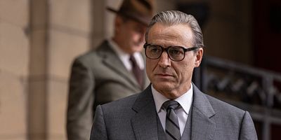 poster de la série Je suis Balenciaga