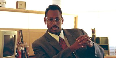 poster de la série Dingo derrière la porte