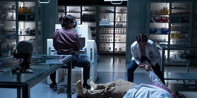 poster de la série La goutte de trop