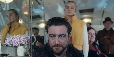 poster de la série J'ai des centaines de cousins