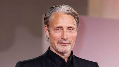 image de la news "Une vraie claque !" : noté 4,2 sur 5, c'est le meilleur film de Mads Mikkelsen, et il lui a valu le prix d'interprétation masculine à Cannes !