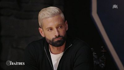image de la news “Je ne pense pas être une plante verte”, Hugo Manos (Les Traîtres) se confie sur son couple avec Laurent Ruquier