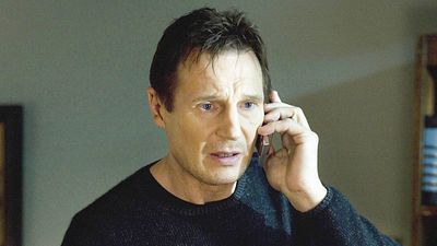 image de la news "Allo ! Y'a quelqu'un au bout du fil ?" Pourquoi personne ne dit au revoir au téléphone dans les films et les séries ?