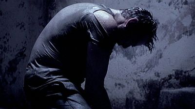 image de la news Elton John sans pitié : pour lui, cette star mondiale a signé "la pire chanson de tous les James Bond"