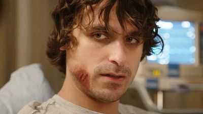 image de la news Un Si Grand Soleil : "Ulysse se dit qu’il faut continuer à se battre"... Maxence Victor se confie sur l'agression de son personnage