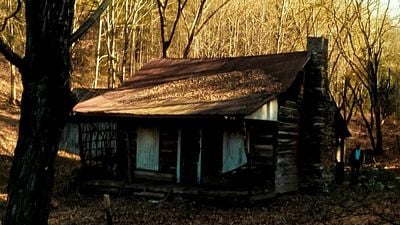 image de la news "Une référence dans le genre !" : noté 3,7 sur 5, c'est le meilleur film de la saga Evil Dead !