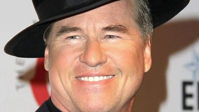 image de la news "Je sais que ça doit beaucoup vous surprendre, mais c'est comme ça" : cette célèbre comédie avec Will Ferrell était l'un des films préférés de Val Kilmer