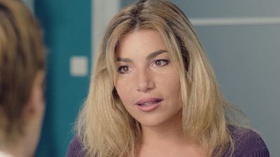 image de la news Plus belle la vie : Ariane va-t-elle finalement garder son bébé ?