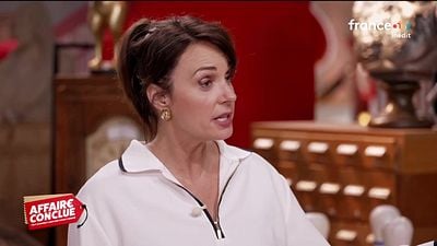 image de la news Baisse des audiences dans Affaire Conclue, Julia Vignali réagit et confirme
