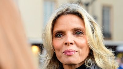 image de la news Sylvie Tellier de retour au comité Miss France ? Elle répond !