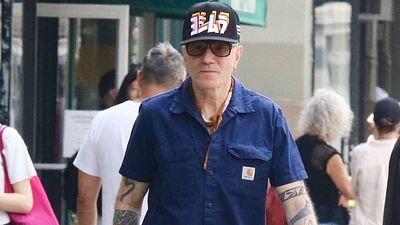 image de la news 3 Oscars, 21 films et 7 ans d'absence : cet acteur légendaire sort de sa retraite prématurée pour le long métrage de son fils !