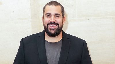 image de la news Après le succès d'Un p'tit truc en plus, Artus et Franck Dubosc vont faire équipe dans un film historique adapté d'un classique de la littérature française