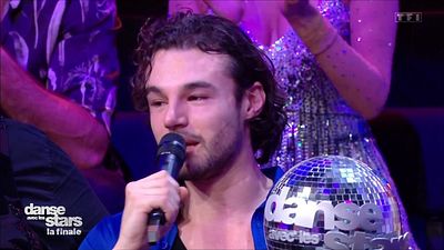 image de la news Danse avec les stars : “Ce n’est pas un choix de ma part”, après Anthony Colette, une danseuse phare écartée elle aussi cette saison !