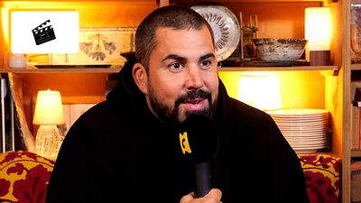 image de la news "Je ne pense pas que ce soit le nerf de la guerre…" : Artus revient sur la montée des marches du Festival de Cannes avec l'équipe d'Un p'tit truc en plus