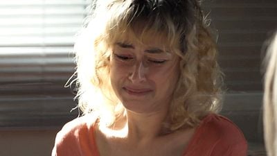 image de la news Un Si Grand Soleil en avance : Flore va-t-elle finir ses jours en prison ?… Ce qui vous attend la semaine du 17 au 21 août 2026 [SPOILERS]