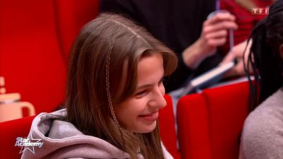 image de la news “Va voir dans la chambre”, crise de jalousie au château de la Star Academy !