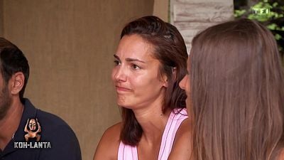 image de la news Sarah fond en larmes en découvrant l'élimination d'Ugo dans Koh-Lanta