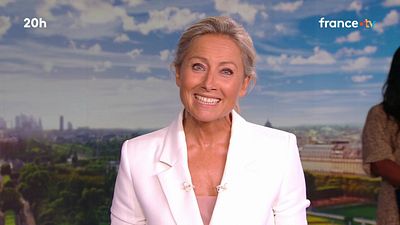 image de la news JT de 20h de France 2 : “Je souhaite bonne chance à Léa Salamé”, Anne-Sophie Lapix a fait des aurevoirs festifs !