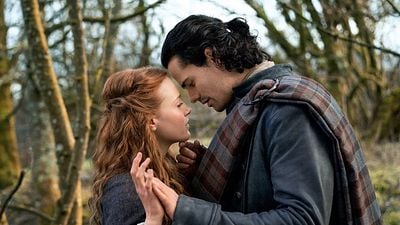 image de la news Outlander, Blood of My Blood saison 2 : la bande-annonce est là... et ce détail va bouleverser les fans !