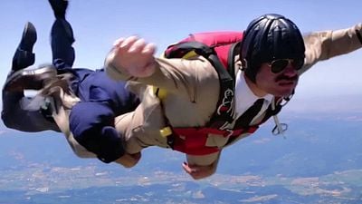 image de la news "Même mon fils ne m'a pas reconnu dans le film" : il y a 47 ans, cet acteur français a affronté James Bond dans les airs, mais tout le monde l'a oublié !