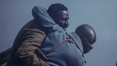 image de la news Ce soir à la télé : oubliez le sourire d'Intouchables et le charmant de Lupin... Omar Sy apparaît ici comme vous ne l'avez jamais vu