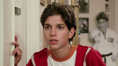 image de la news "Tu as perdu la tête ?" : il y a 41 ans, cette star encore inconnue a refusé le rôle principal de Karate Kid, et il y a une bonne raison à cela