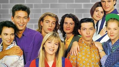 image de la news "Il avait tout compris" : si Hélène et les garçons a été un tel succès, c'est peut-être grâce à cette idée géniale de son producteur