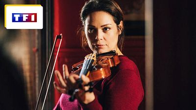 image de la news Mademoiselle Holmes sur TF1 : mais au fait, Lola Dewaere (Charlie) joue-t-elle vraiment du violon dans la série ?