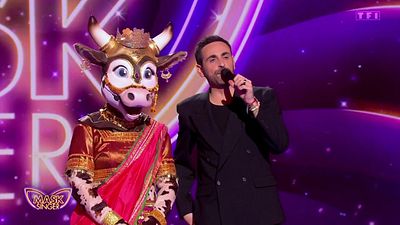 image de la news Mask Singer 2025 : Laurent Ruquier et Kev Adams dégainent leur kabuki, la Vache doublement démasquée !