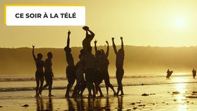 Top Gun Maverick : faites un arrêt sur image pendant la scène du match sur la plage. Une seule fan au monde a remarqué ce détail, et Tom Cruise a été très impressionné !