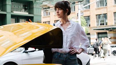 image de la news Materialists est-il un bon film ? Les spectateurs donnent leur avis sur la comédie romantique avec Dakota Johnson et Pedro Pascal