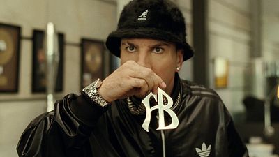 image de la news "15 ans après, il revient !" : ce personnage culte de comédie officialise son retour, avec un nouveau titre !